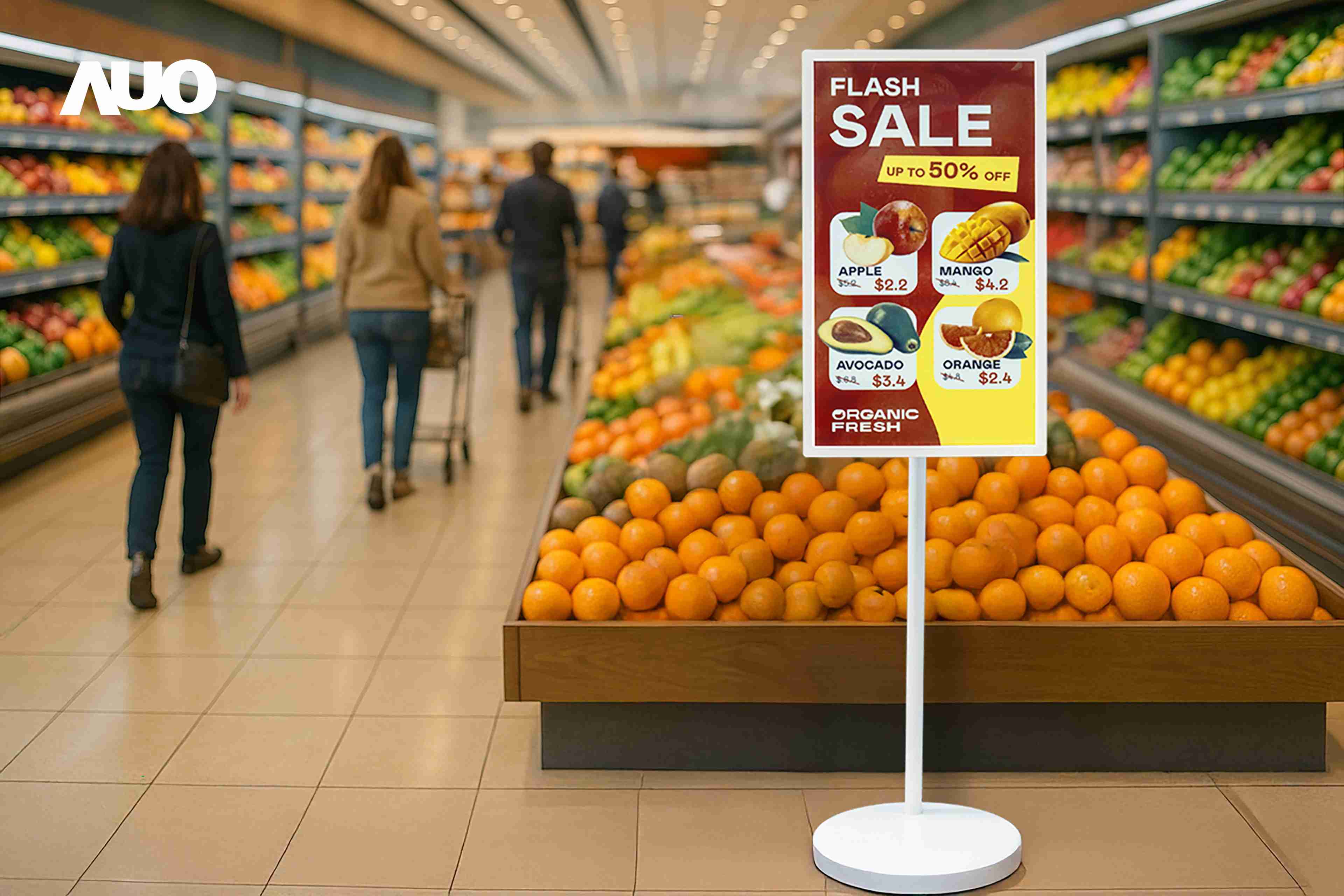 达擎首亮相低功耗、、、全彩的〝aecoPost电子纸解决方案〞，，，，仅在更新画面时需要微量的电力驱动，，，，无需布建电线的便捷设计，，，，使其可灵活应用、、、、随意置放，，，，并可透过云端或行动装置app，，轻松管理及排程广告内容，，，晋升店头营销利器。。。